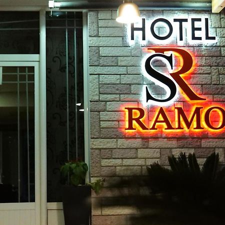 Hotel Ramo Saranda Bagian luar foto