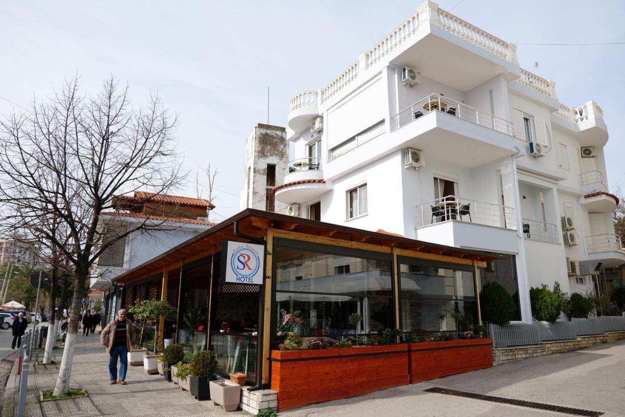 Hotel Ramo Saranda Bagian luar foto