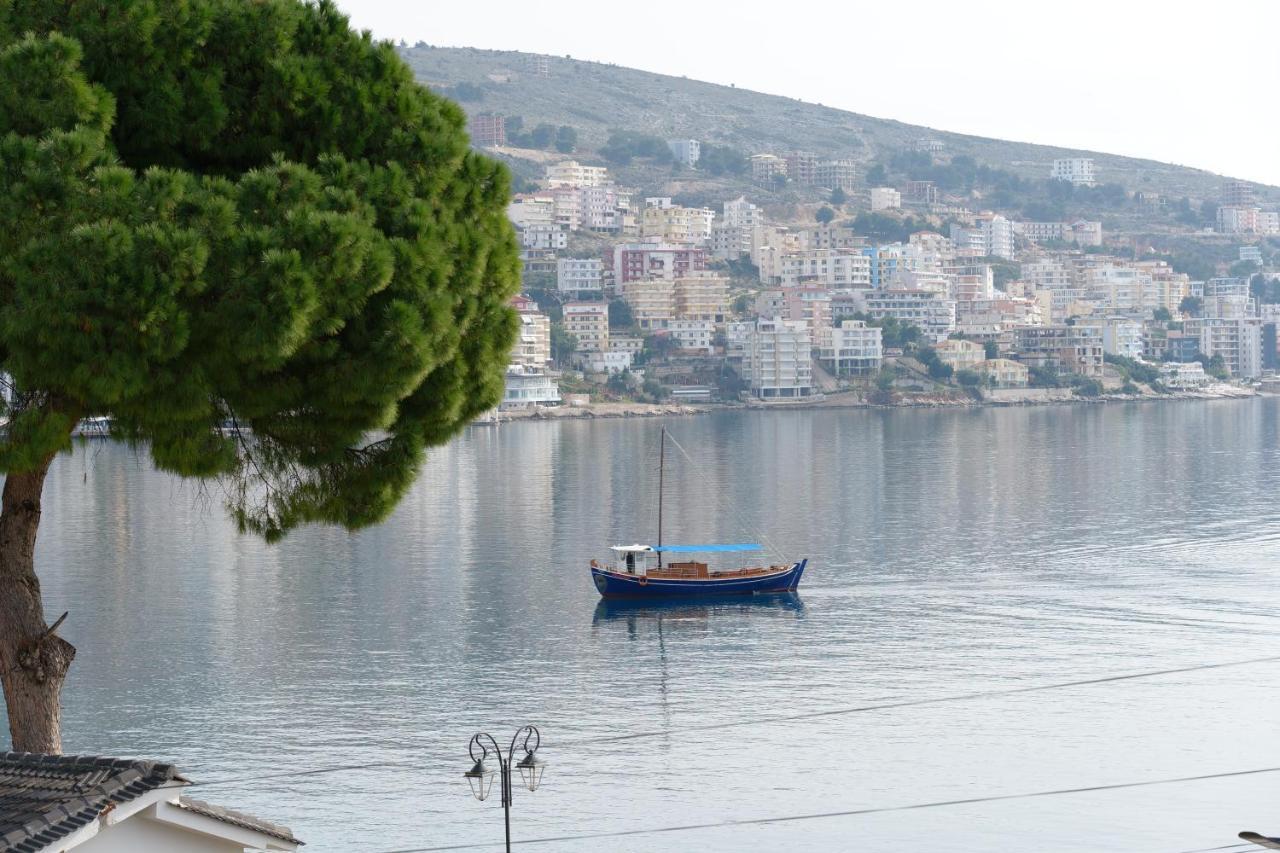 Hotel Ramo Saranda Bagian luar foto